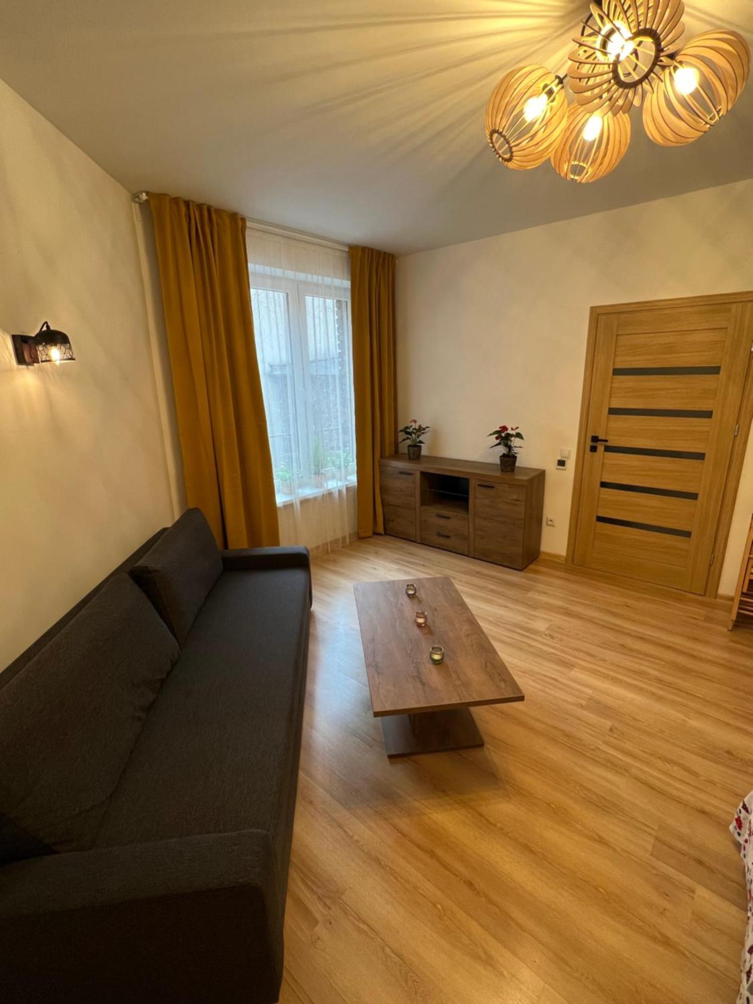Wood Apartment Katowice Bagian luar foto