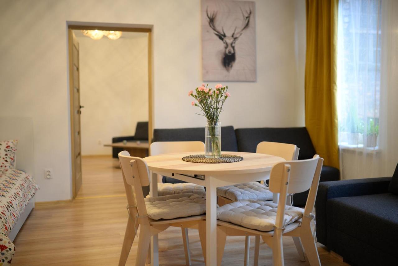 Wood Apartment Katowice Bagian luar foto